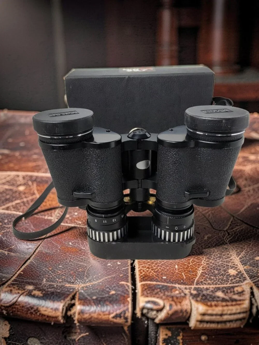 Vintage Sears Quick Focus Model 583 Wide Angle 15x35mm Discoverer Binoculars